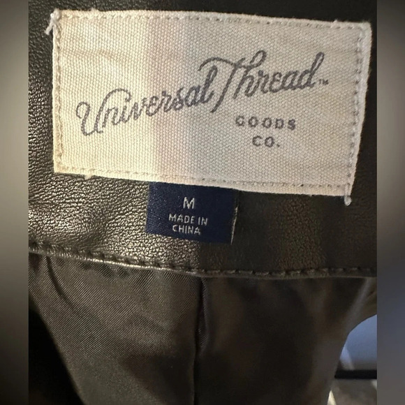Universal Thread Faux Leather Moto Jacket size M - Picture 2 of 5